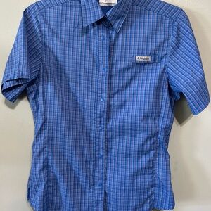 Columbia Omni-Shade Women's Blue Plaid Short Sleeve Vented shirt Size XS